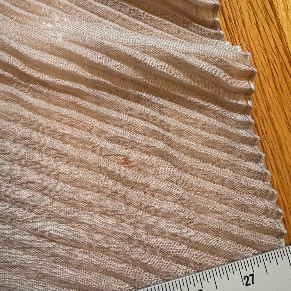 AGNONA  Pleated Scarf  with Flaws(b2)